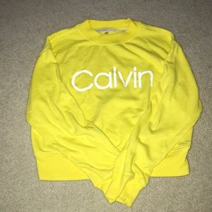 CALVIN KLEIN CROPPED SWEATSHIRT!!